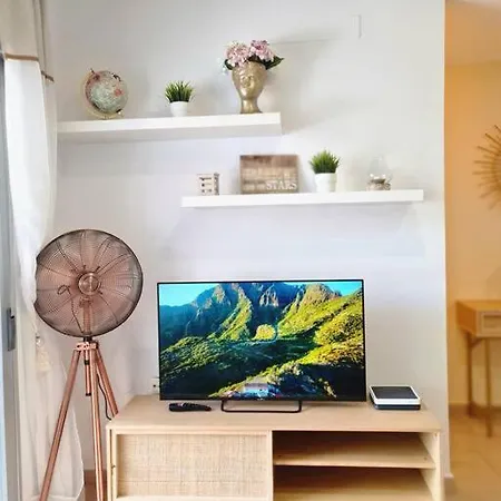 Homely In Modern Building With Pool *