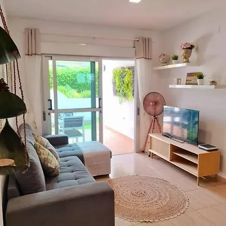 公寓 Homely In Modern Building With Pool