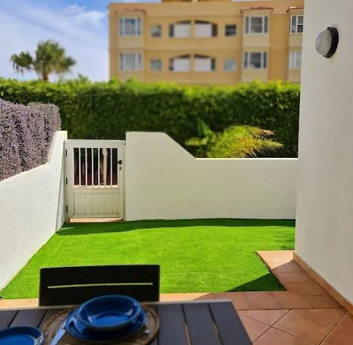 Apartment Homely In Modern Building With Pool *