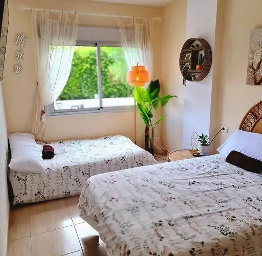 Appartamento Homely In Modern Building With Pool