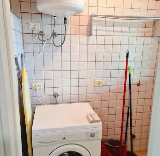 Homely In Modern Building With Pool Apartment