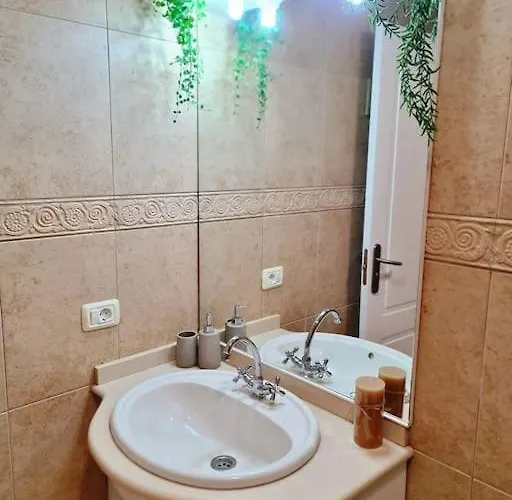 Homely In Modern Building With Pool San Miguel de Abona