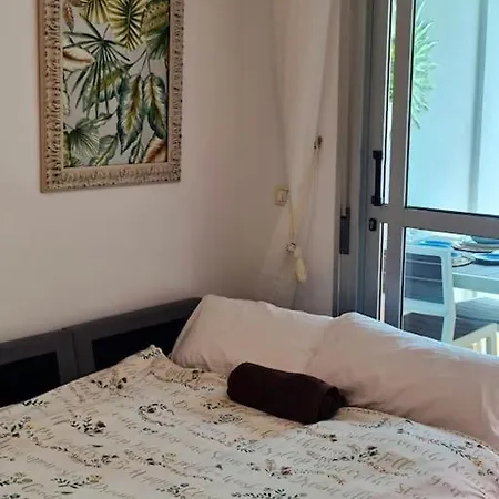 Homely In Modern Building With Pool