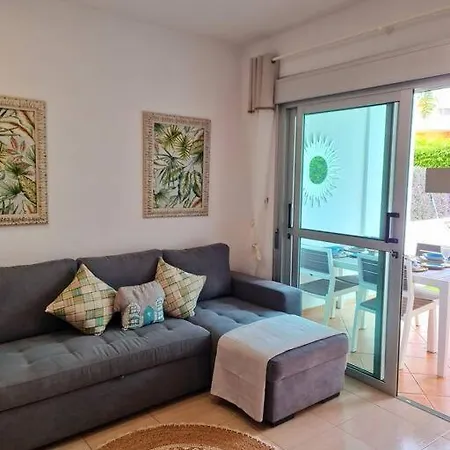 Homely In Modern Building With Pool Apartament *