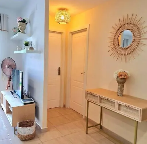 アパート Homely In Modern Building With Pool