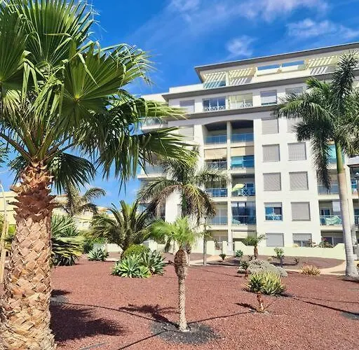 Homely In Modern Building With Pool * サンミゲル・デ・アボナ